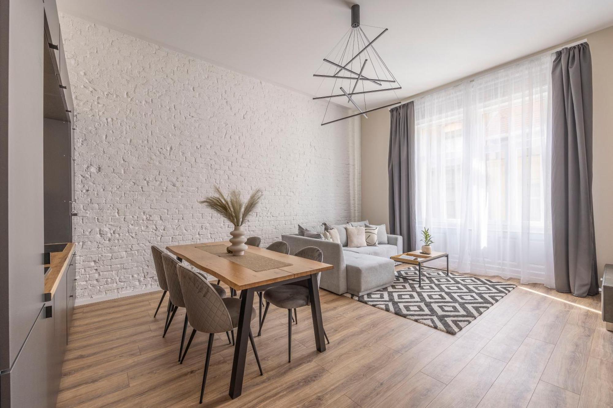 Exclusive Stylish Suite By Prestige Homes Next To The Oktogon Budapest Bagian luar foto